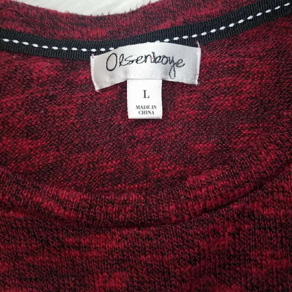 Red sweater - Picture 2 of 2